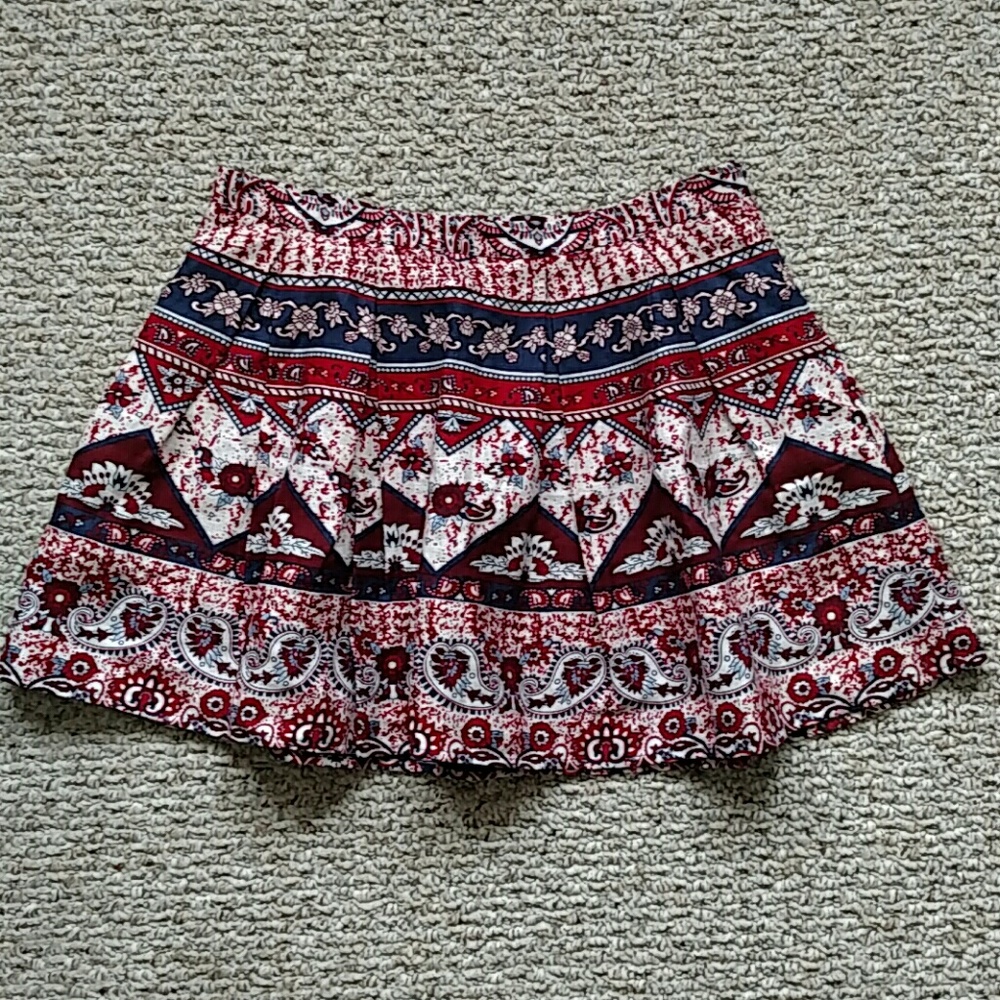 SALE! Forever 21 Skirt